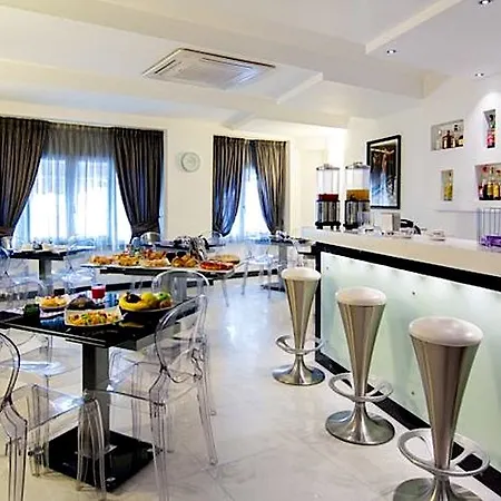 Golden Hotell