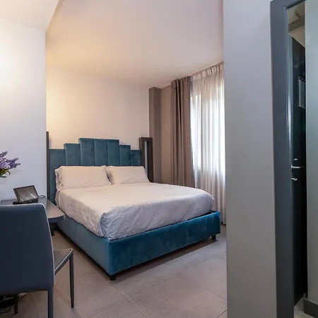 Golden Hotell