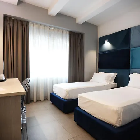 Golden Hotel 3*