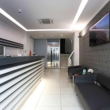 Golden Hotel 3*