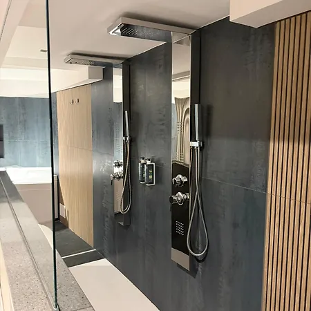 Hotel Golden 3*