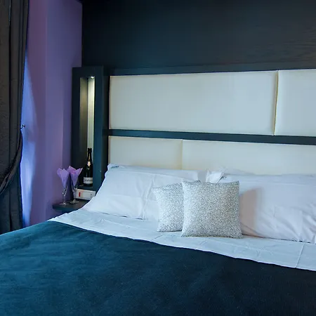 Golden Hotell 3*