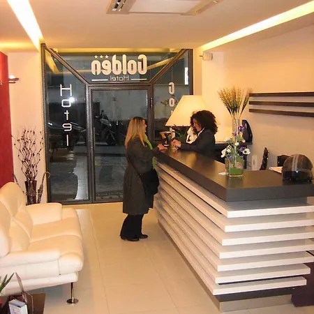 Hotell Golden 3*