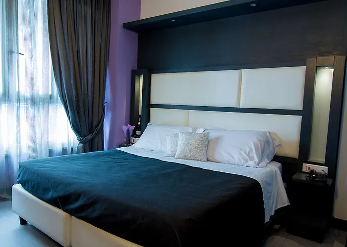 黄金酒店 3* 那不勒斯