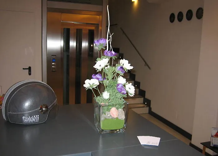 黄金酒店 酒店 3*