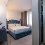 Golden Hotel