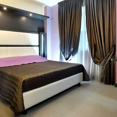 Golden Hotel Neapel
