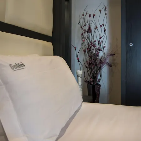 Golden Hotel Neapol