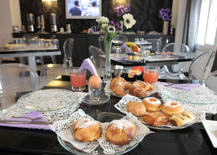 Golden Hotel Nápoles