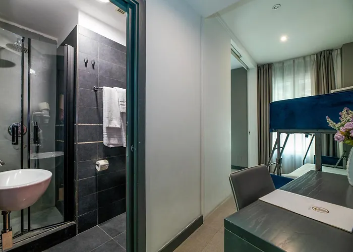 Golden Hotel 3*